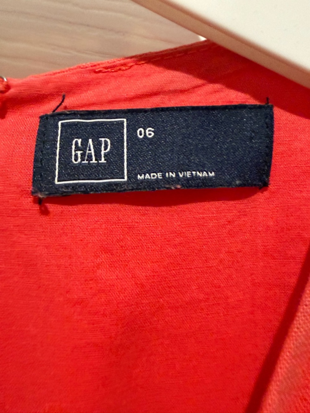 GAP Vibrant Red/Orange Women’s Dress - Picture 3 of 3